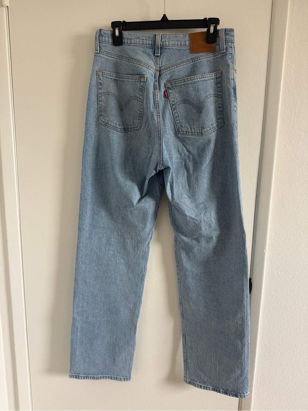 Levi's Ribcage High Rise Straight Leg Jean - Picture 4 of 5
